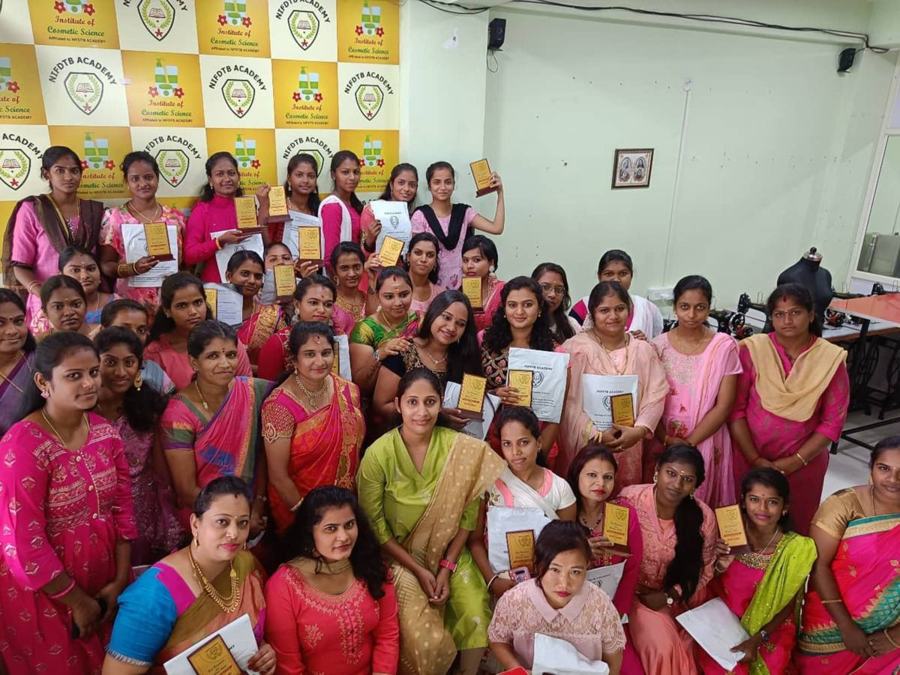 A large batch of students with certificates
