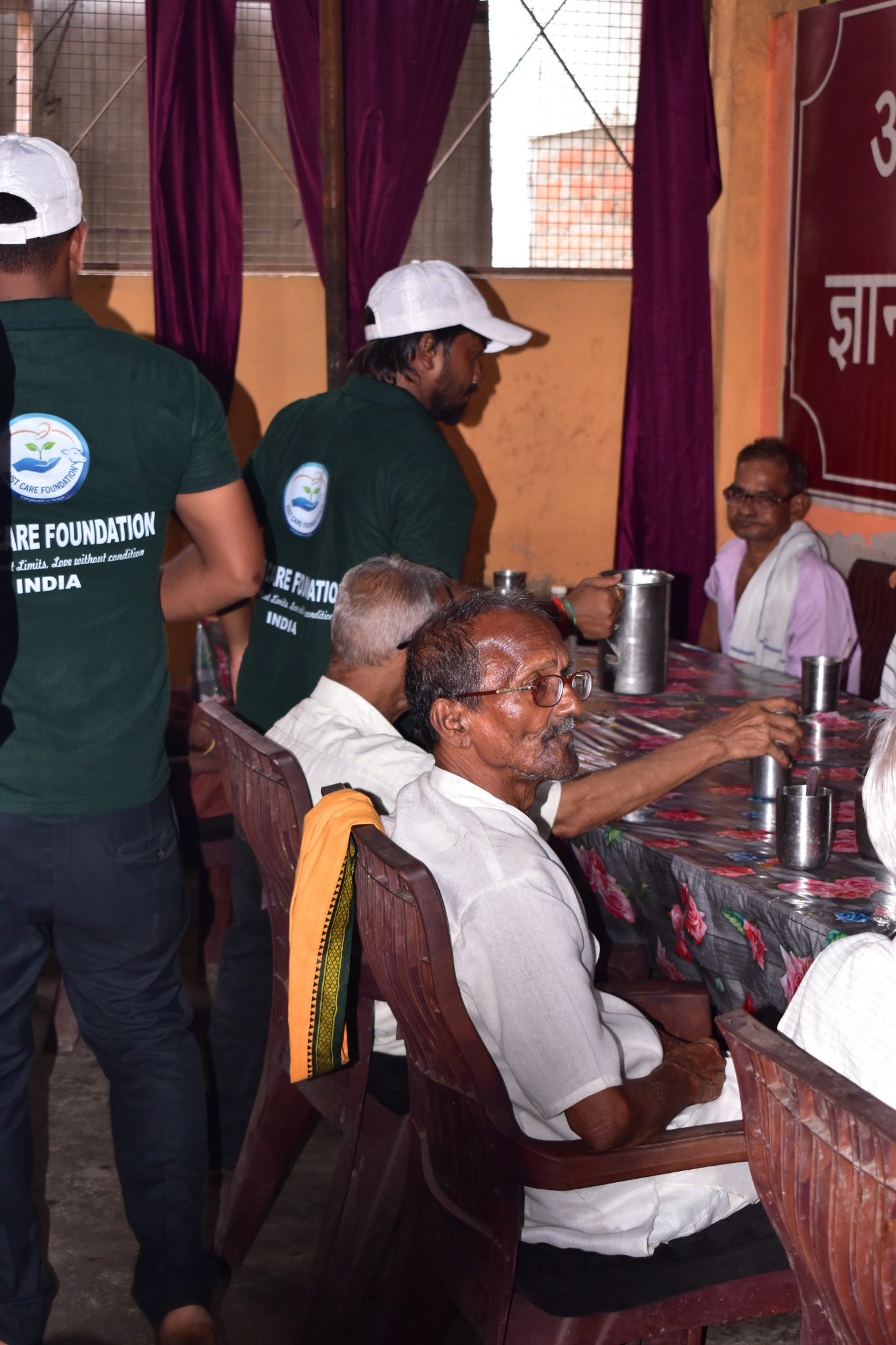 Meal distribution