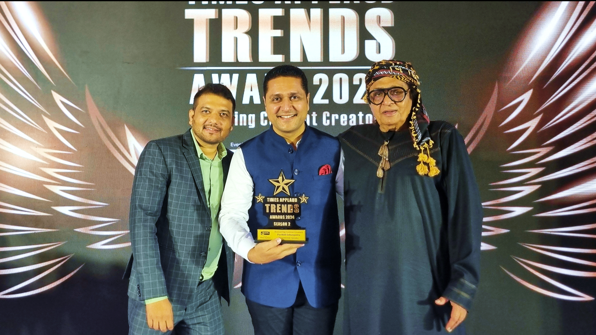 Parikshit Jobanputra honoured at Times Applaud Trends Awards 2024 as India's leading parenting coach
